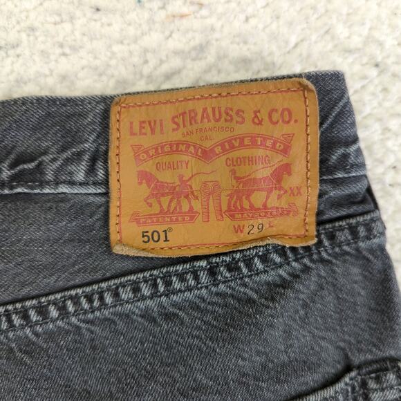 Levi's 501 Cut Off Shorts Button Fly Men's 29 100% Cotton Rigid Denim Black Wash - Picture 4 of 6